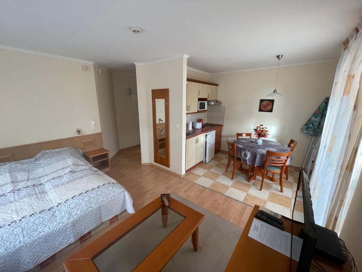 Garda Wellness Apartmanhaz Hévíz 外观 照片