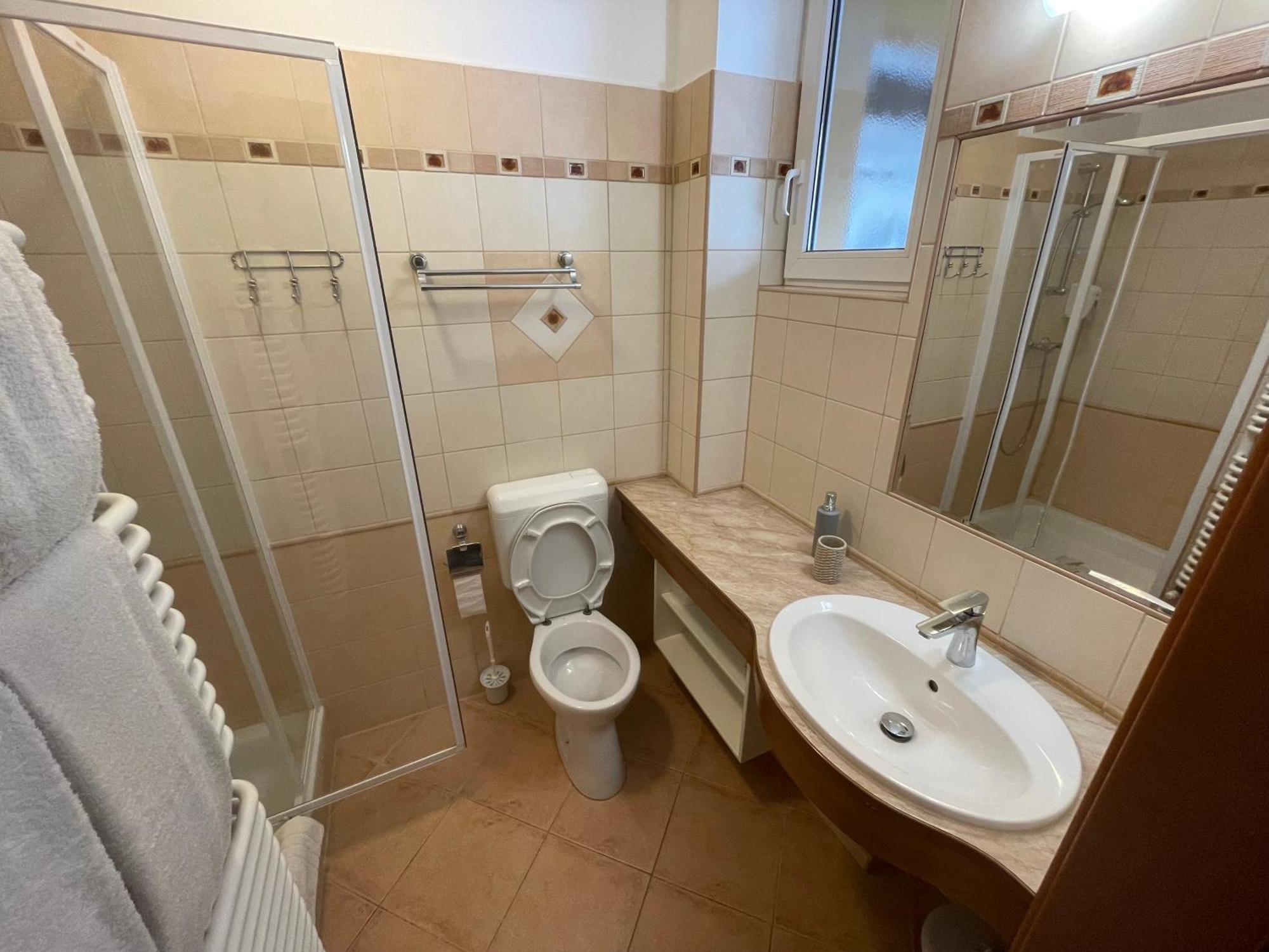 Garda Wellness Apartmanhaz Hévíz 客房 照片