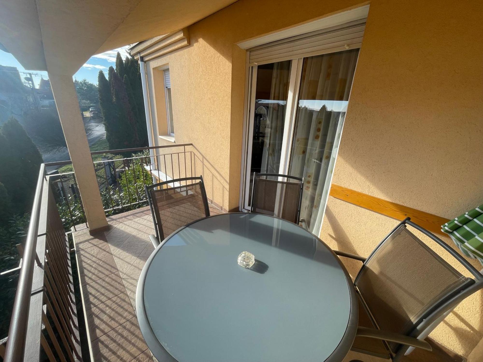 Garda Wellness Apartmanhaz Hévíz 客房 照片